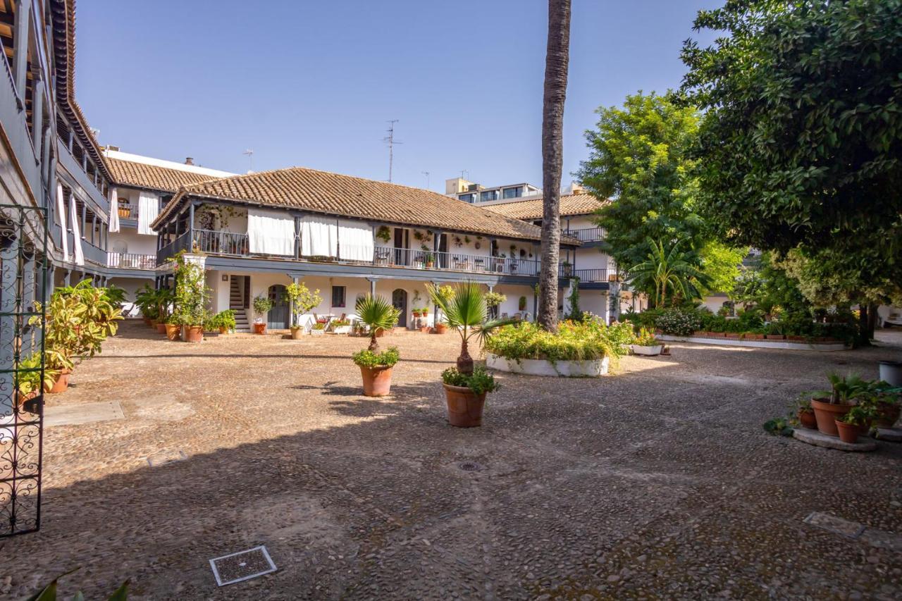 Conde Central Courtyard By Valcambre Севилья Экстерьер фото