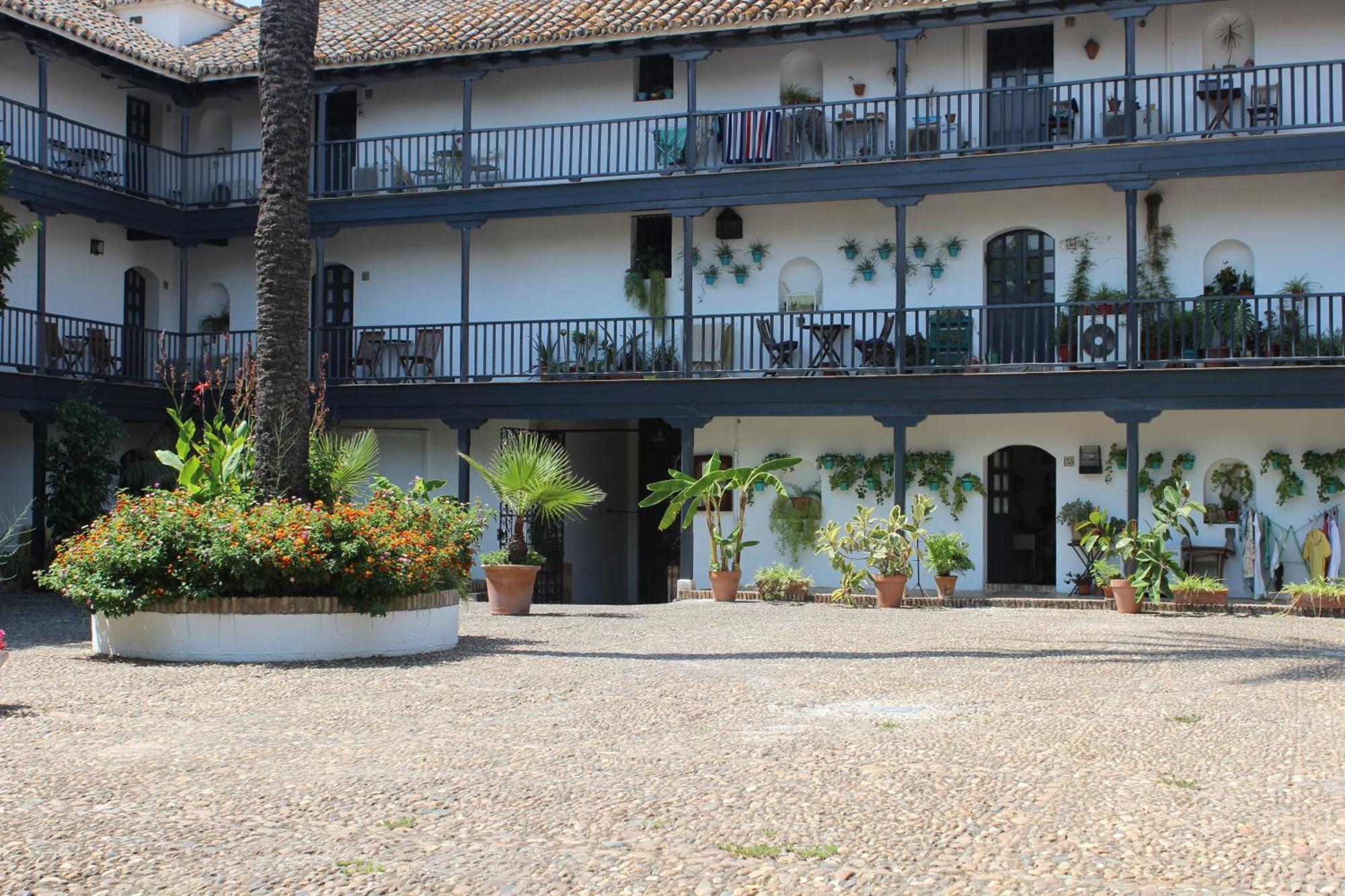 Conde Central Courtyard By Valcambre Севилья Экстерьер фото
